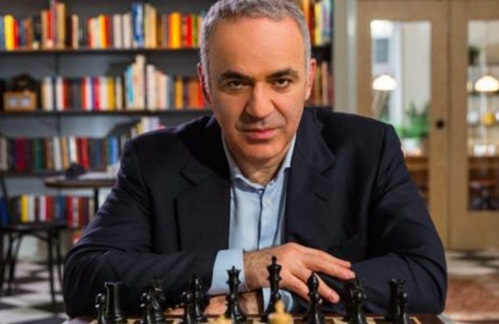 Garry Kasparov has released an NFC collection on the 1 Kind platform